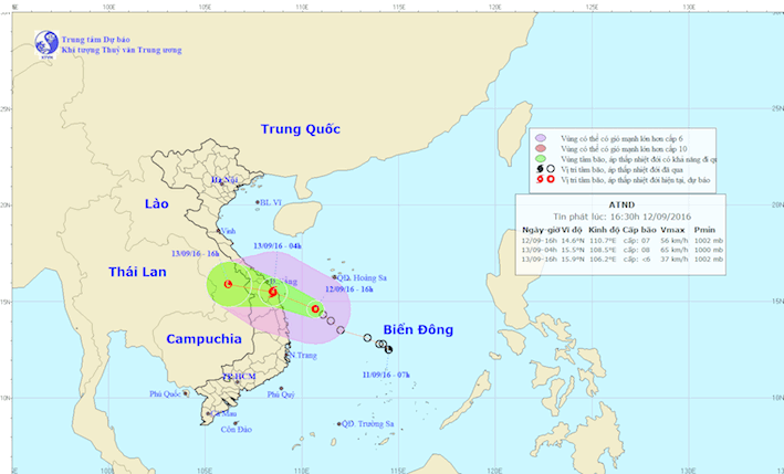 Áp[-]thấp[-]nhiệt[-]đới[-]đang[-]rất[-]gần[-]bờ